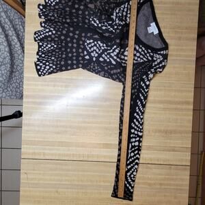 Carmen Women's XS Black & White Peplum Knit Cardigan Sweater